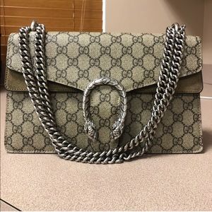 Gucci Dionysus GG Supreme Small Shoulder Bag